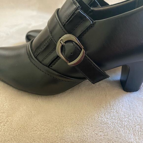 Pierre Dumas Buckled Heels Size 9 - Vintage‎ Design - Picture 4 of 12